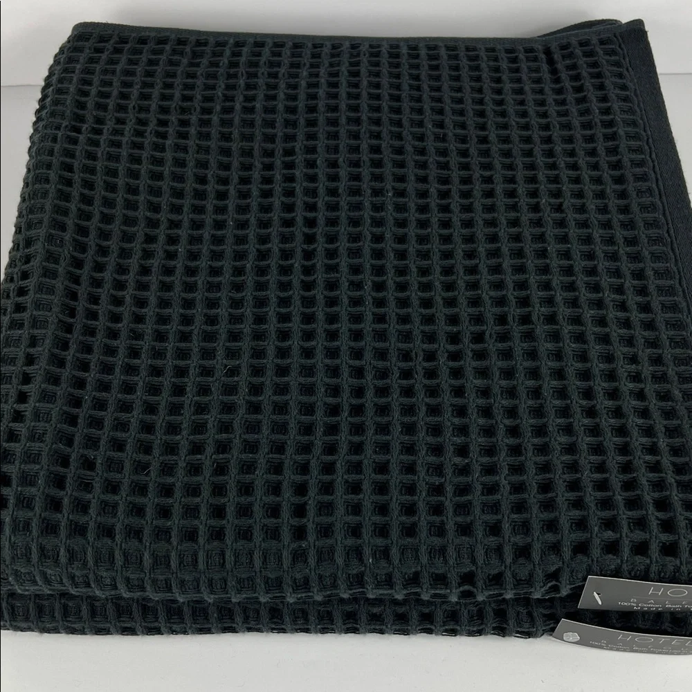 2 Hotel Balfour Bath Towel Set Black Waffle Knit Lightweight Turkish Cotton NEW